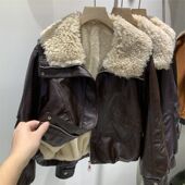 新款 韩版 高腰显瘦娃娃领保暖皮衣女冬季 机车夹克保暖卡兔毛皮外套