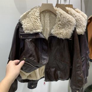 机车夹克保暖卡兔毛皮外套 新款 韩版 高腰显瘦娃娃领保暖皮衣女冬季