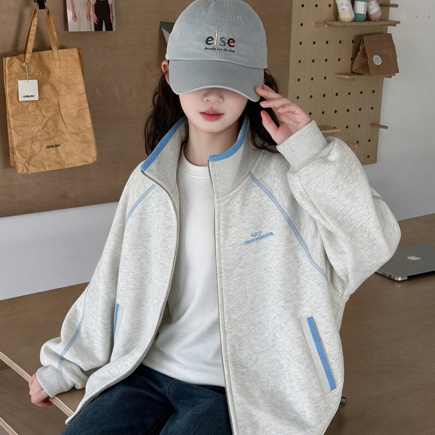 女童外套2026新款初秋儿童休闲运动外套秋季初中生超好看韩系衣服