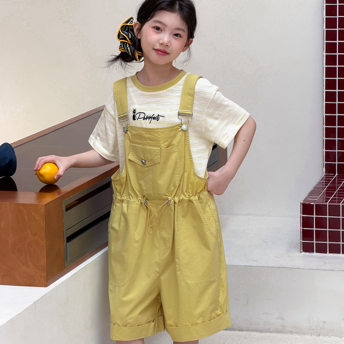 女童背带裤夏套装2026新款女大童洋气时髦夏装短袖童装多巴胺穿搭图片