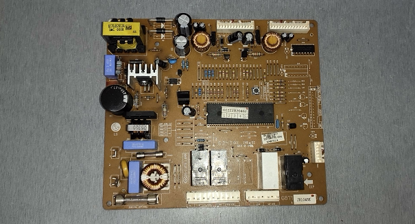 适用LG冰箱GR-A2073电脑板EBR33795501主板 6871JR1045
