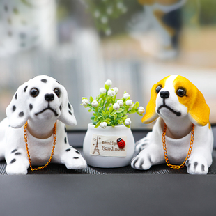 汽车摆件车载狗狗饰品车内摇头狗小公仔旺财可爱创意网红漂亮内饰