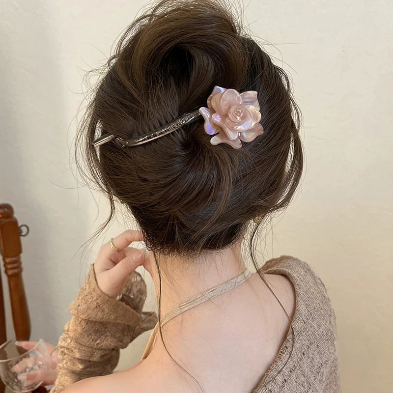 温柔山茶花朵扭扭夹女后脑勺一字