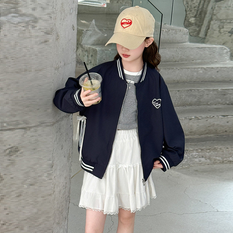 女童外套春秋款2026新款洋气儿童
