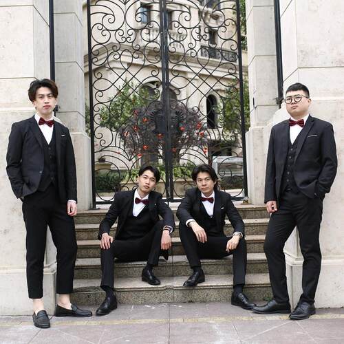 高档伴郎服兄弟装男西服三件套套装小西装兄弟团礼服大码西式结婚