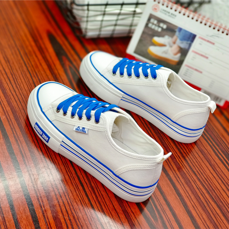 人本帆布鞋女厚底小白鞋春季单鞋学生新品休闲板鞋百搭潮流球鞋女