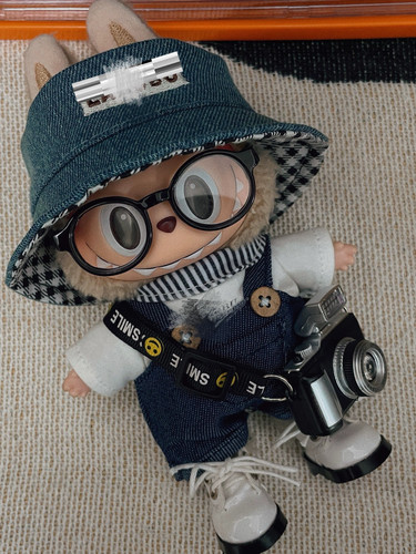 LABUBU搪胶娃娃17厘米休闲套装拉布布公仔着替拉布布帽子包邮