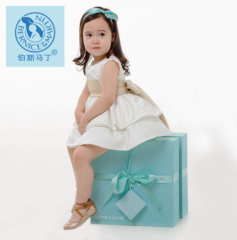 Coffret cadeau pour bébé - Vêtements + Accessoires - Ref 1975806 Image 4