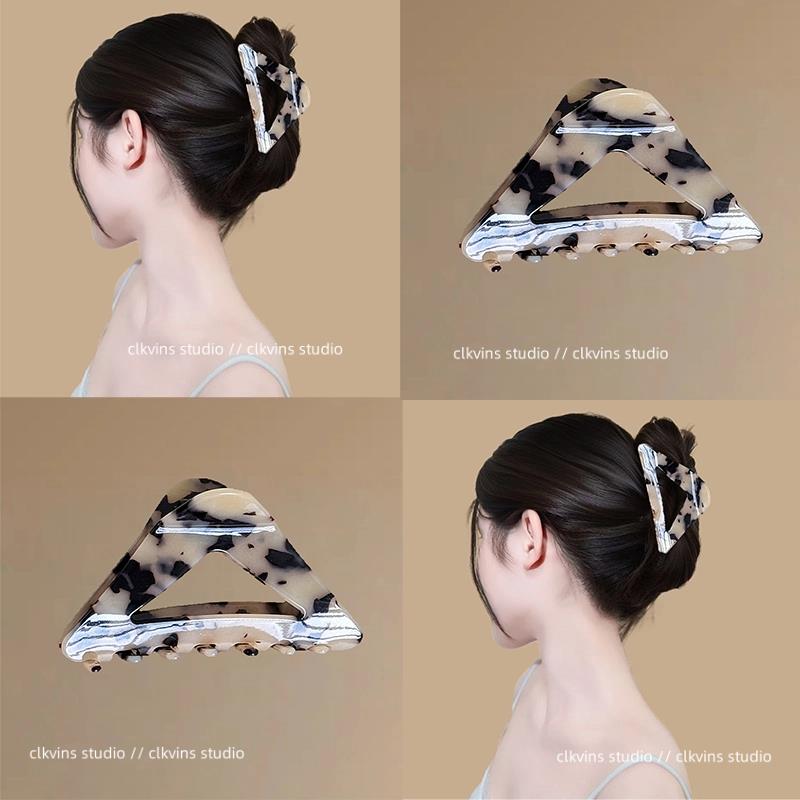 辣妹感~韩系三角抓夹女高级感2025新款鲨鱼夹后脑勺盘发器夹子