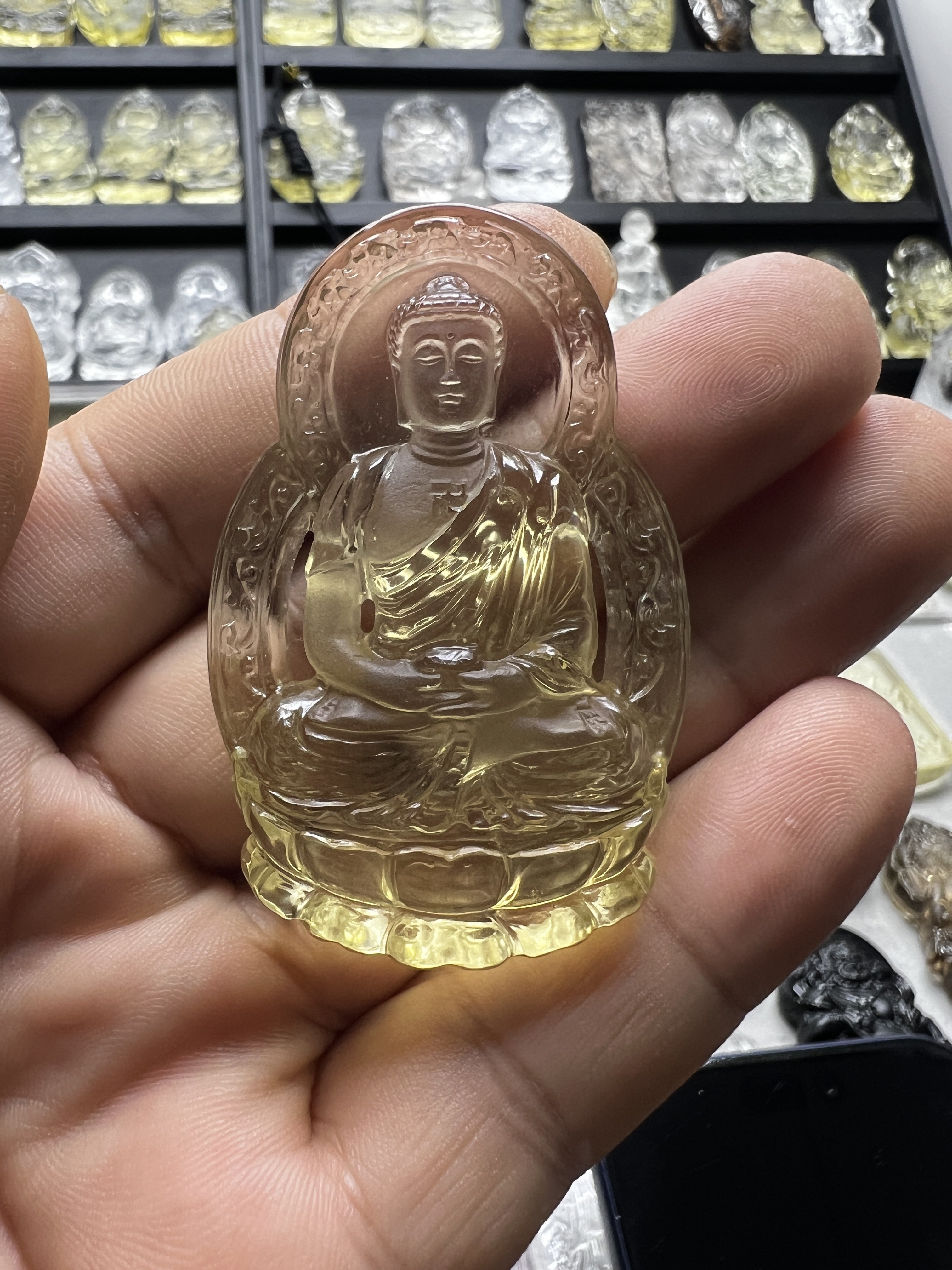 天然黄水晶打磨雕刻件大日如来羊和猴本命佛吊坠挂件项链男女款