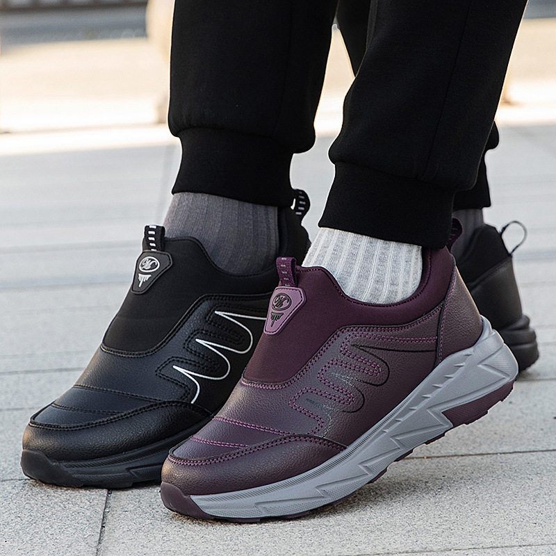 香港潮牌妈妈鞋老人鞋套脚爸爸男运动鞋秋季皮面防水中老年奶奶休,流行男鞋,健步鞋,淘宝优惠券,粉丝福利购,淘宝优惠卷