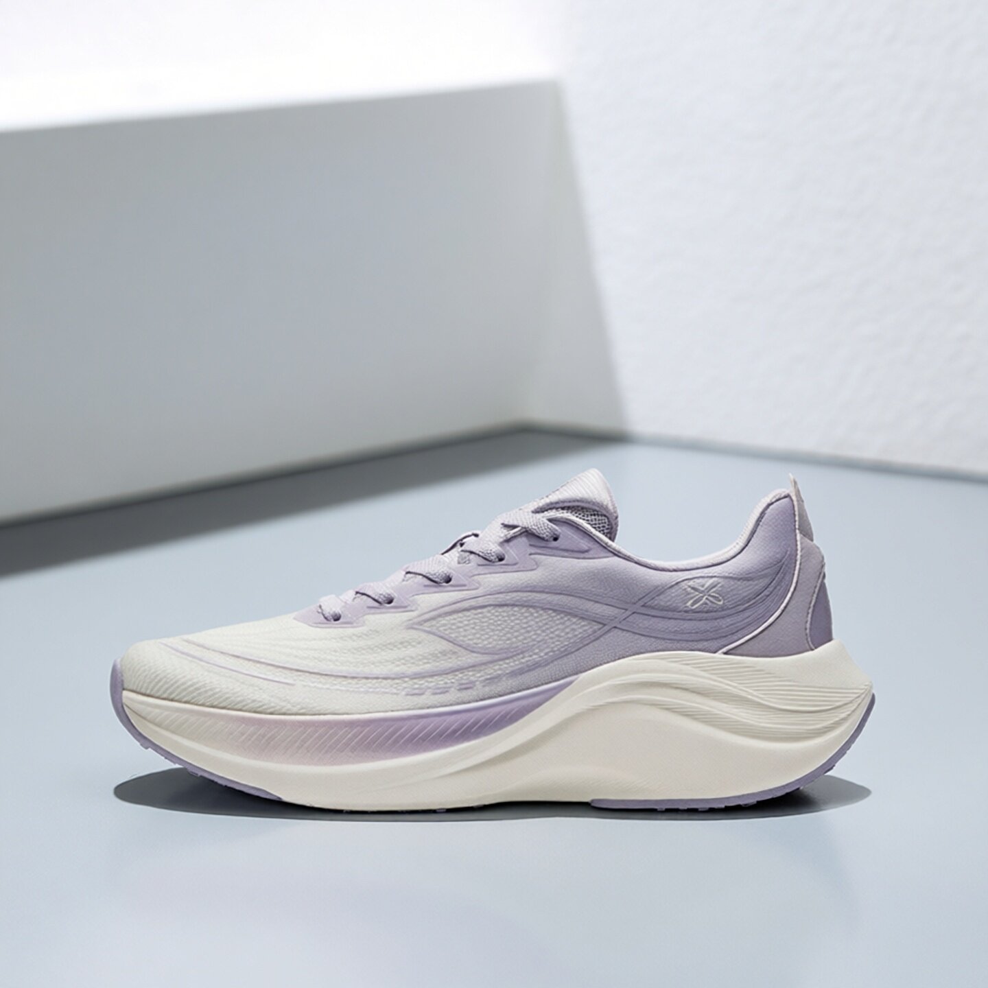 安踏叶子6丨轻质缓震跑步鞋女春季新款轻便耐磨运动鞋慢跑鞋女鞋