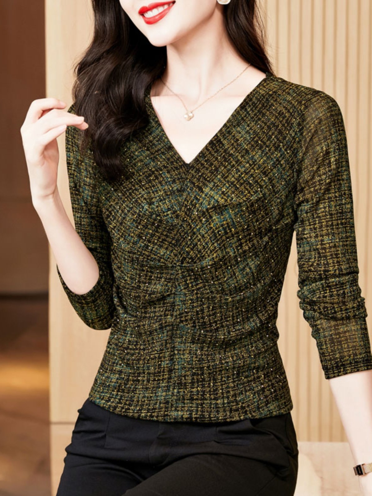 브이넥 메쉬 밑단 셔츠 여성용 긴팔 티셔츠 가을 겨울 내부 디자인 화끈한 다이아몬드 기질 작은 셔츠 외국풍 허리 상의