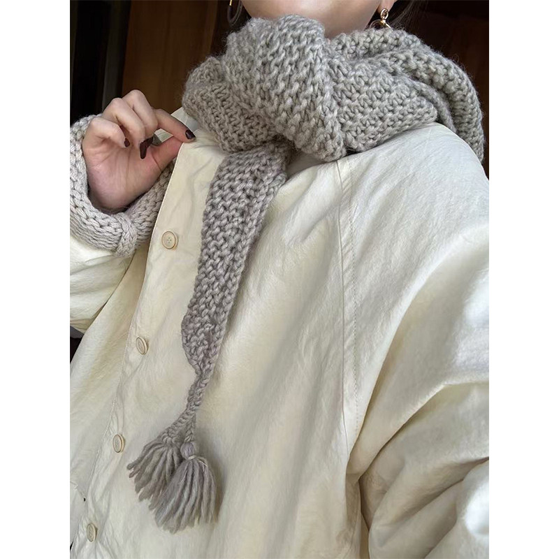 高级复古流苏针织三角巾披肩女秋冬加厚保暖围巾围脖护颈两用上衣