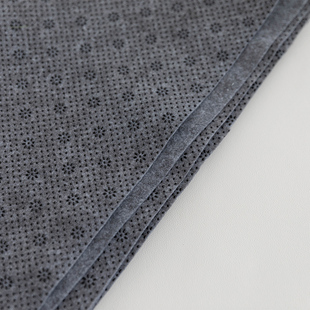 tufting专用戳戳绣苔藓地毯防滑底布PVC梅花滴塑布防滑封底布