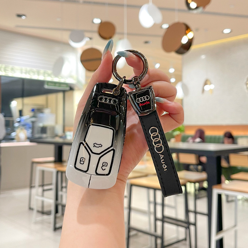 适用奥迪A4L钥匙套新Q5L汽车钥匙扣A5金属高档壳/Q7/TT包男女高端
