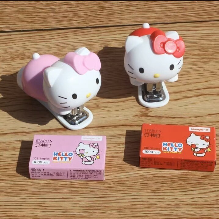 helloKitty订书机凯蒂猫儿童学生文具卡通迷你可爱便携订书器套装