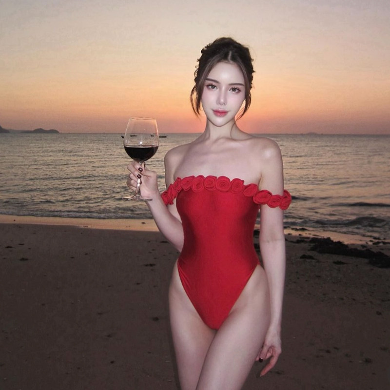 Swimwear露背女三角连体泳衣