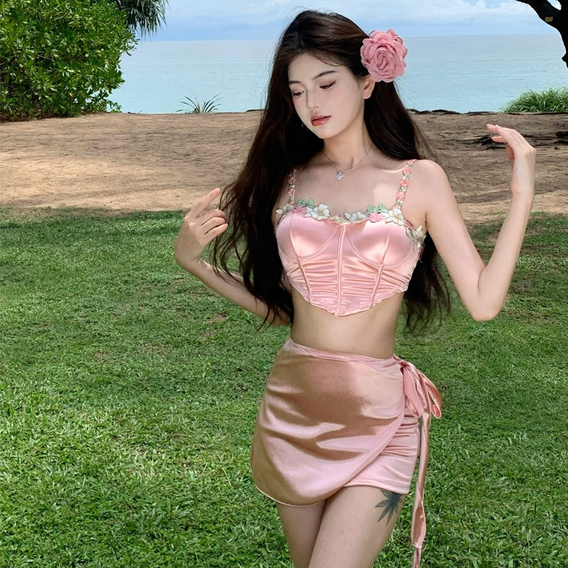 Swimwear女裙式分体泳衣