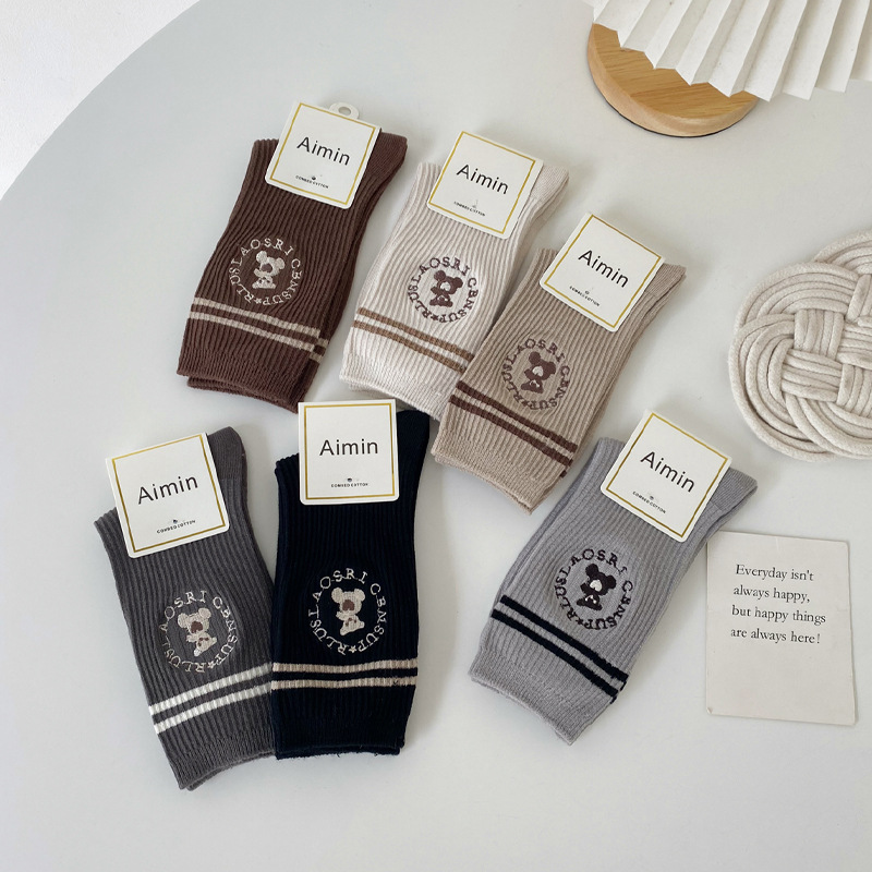 咖系秋冬棉袜韩国学院风小熊中筒