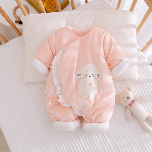 新生婴儿秋冬季夹棉连体衣女宝宝护肚哈衣刚出生满月加厚棉服外穿