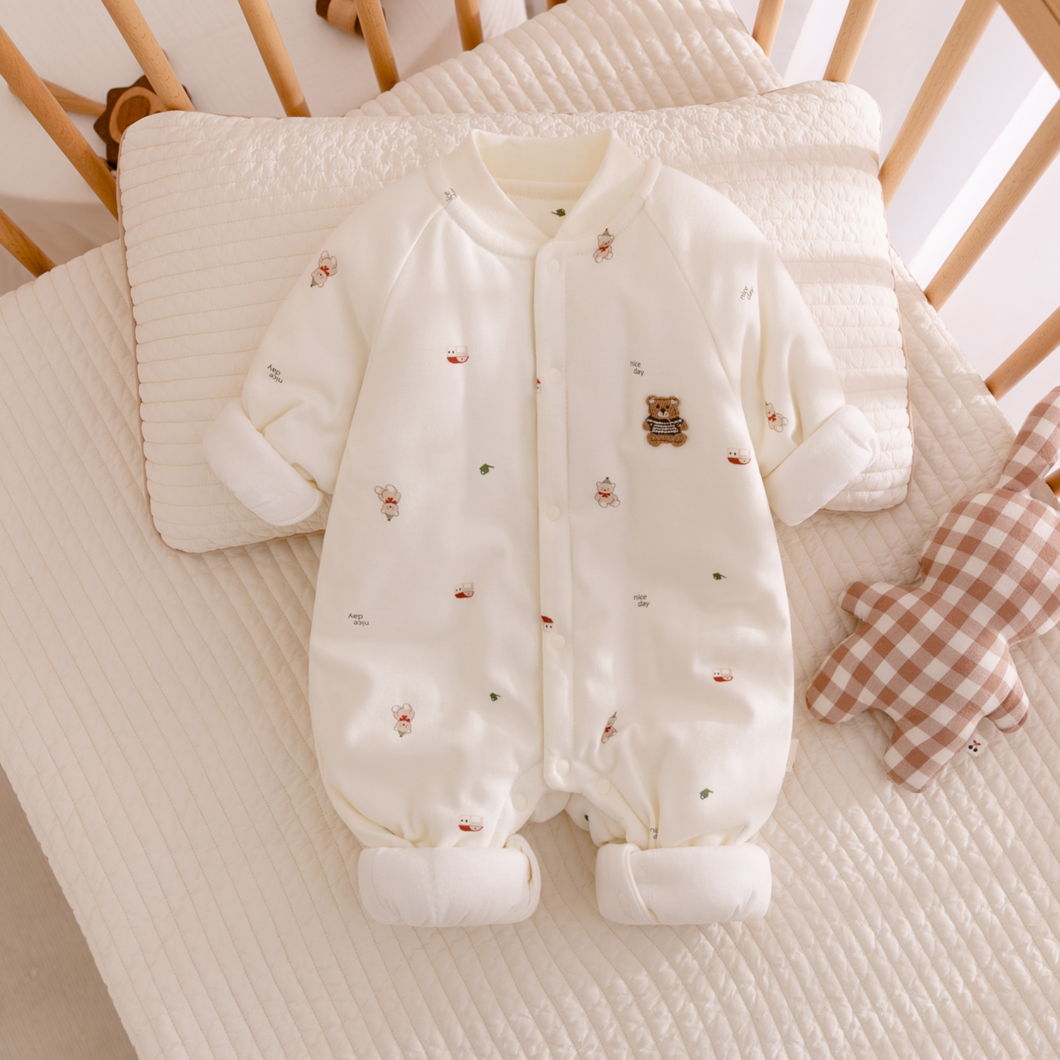 婴儿衣服纯棉秋冬装夹棉加厚哈衣爬服男宝宝连体衣家居服棉衣棉服