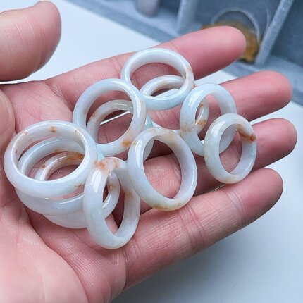 天然A货翡翠乳白淡绿洒金戒指缅甸老坑白黄指环意境幸运圈跑环