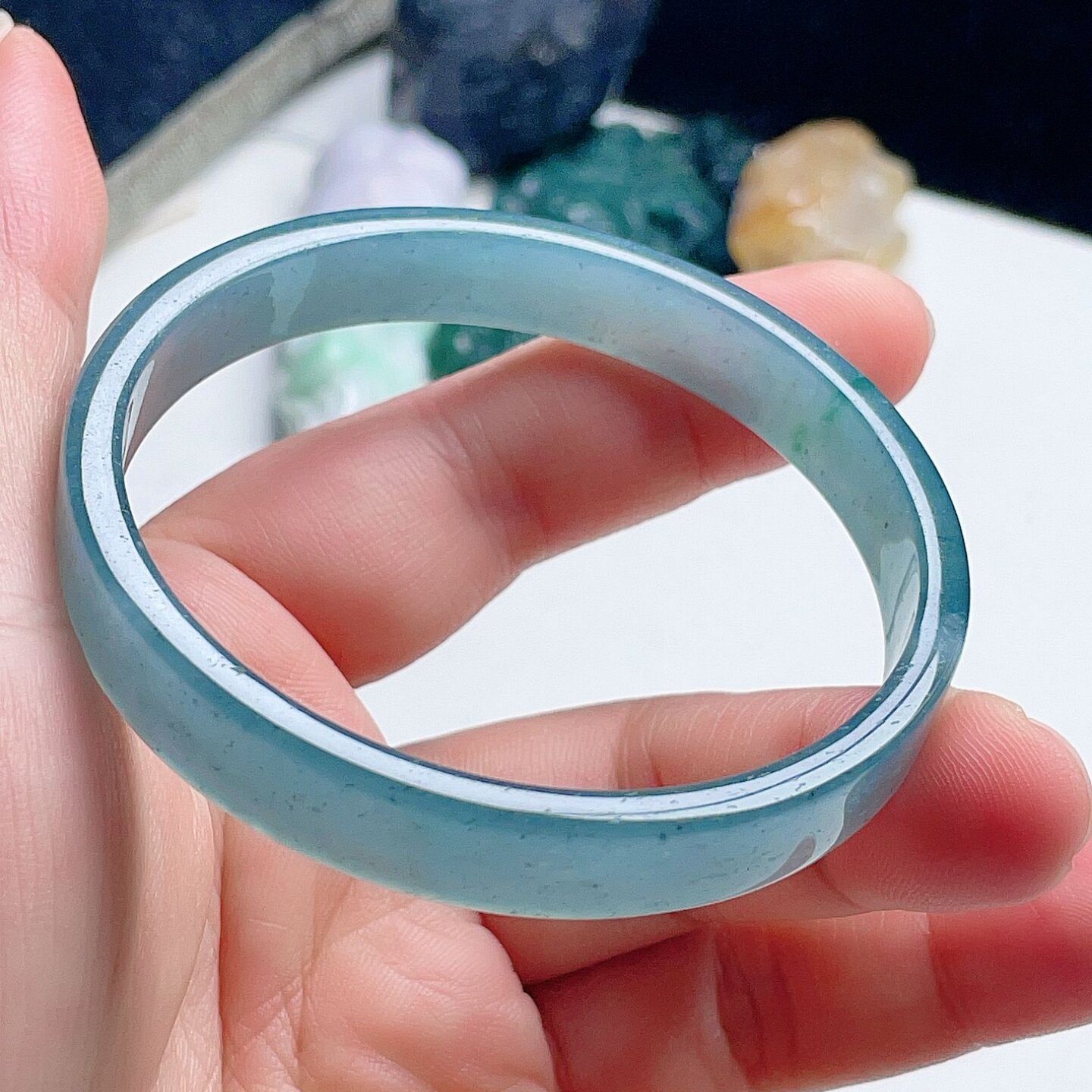 天然翡翠宽边方手镯蓝绿飘乌鸡