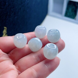 天然A货翡翠白月光绿底路路通吊坠缅甸老坑白桶珠挂坠清新幸运珠