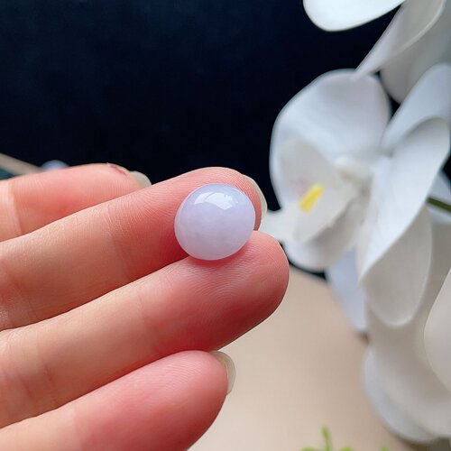 天然翡翠圆鼓蛋面乳白淡紫镶嵌玉