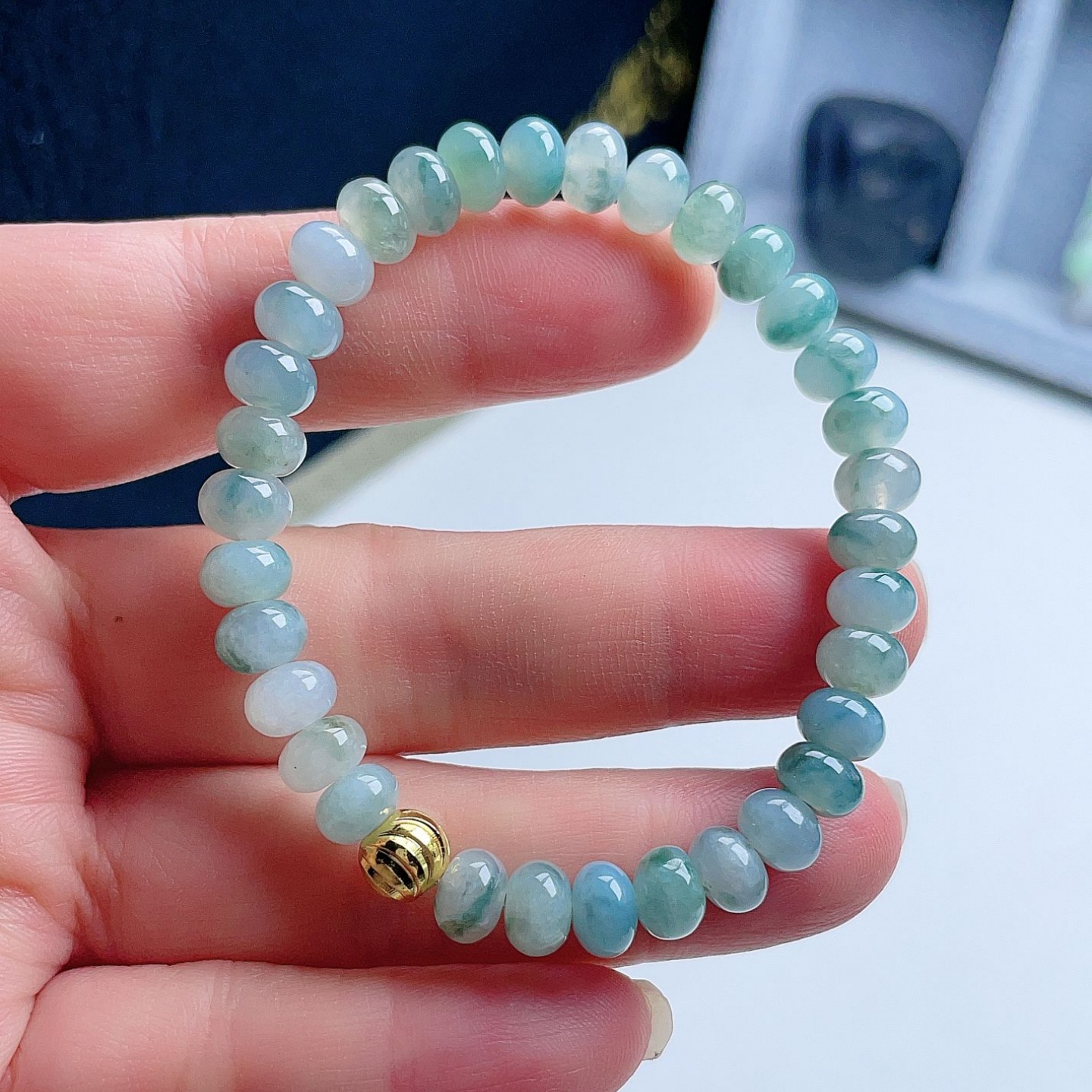 天然翡翠算盘珠手链淡绿飘菠菜绿