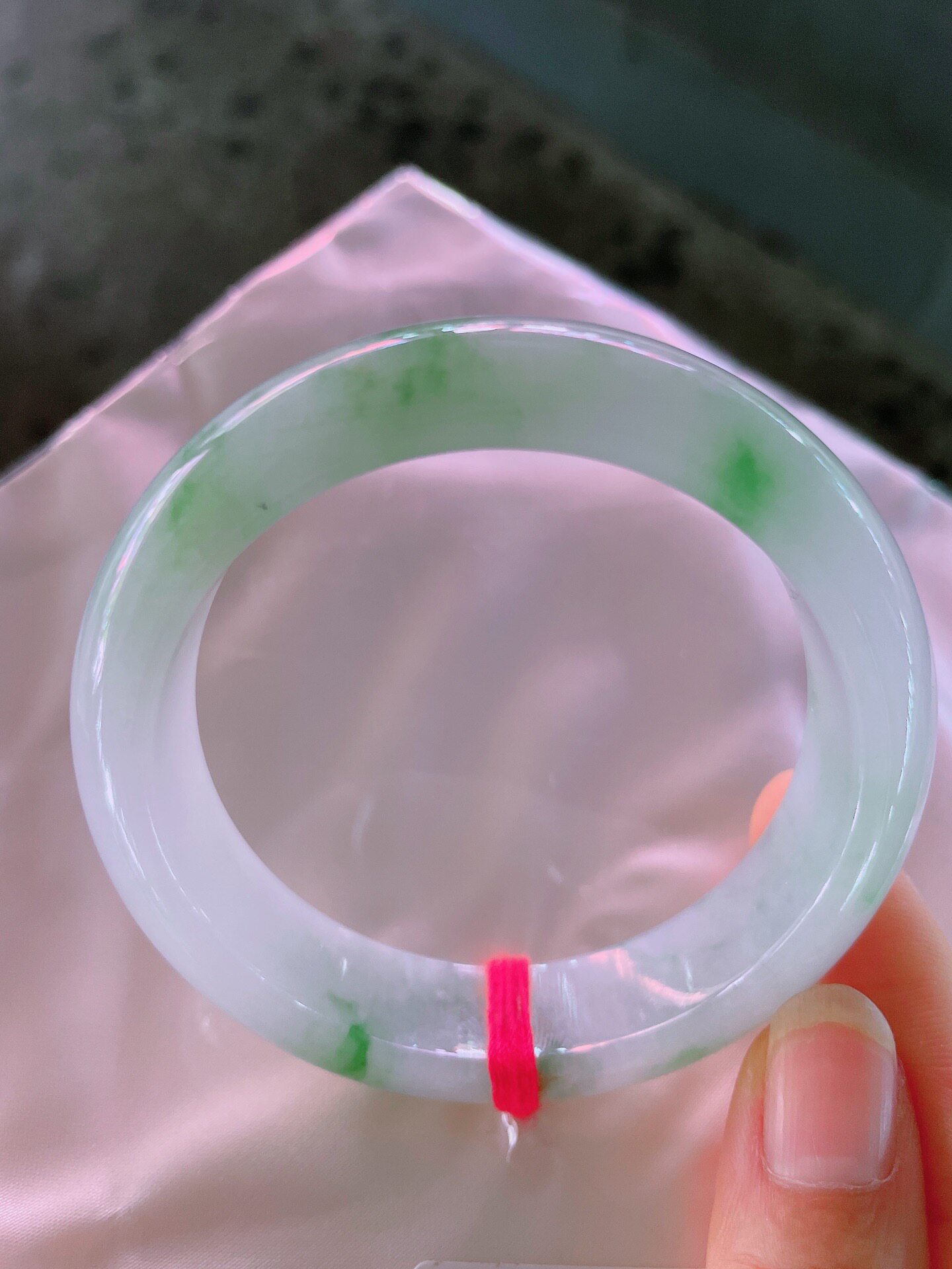 天然A货翡翠手镯阳绿飘辣绿58mm缅甸老坑正圈镯子意境秀气百搭