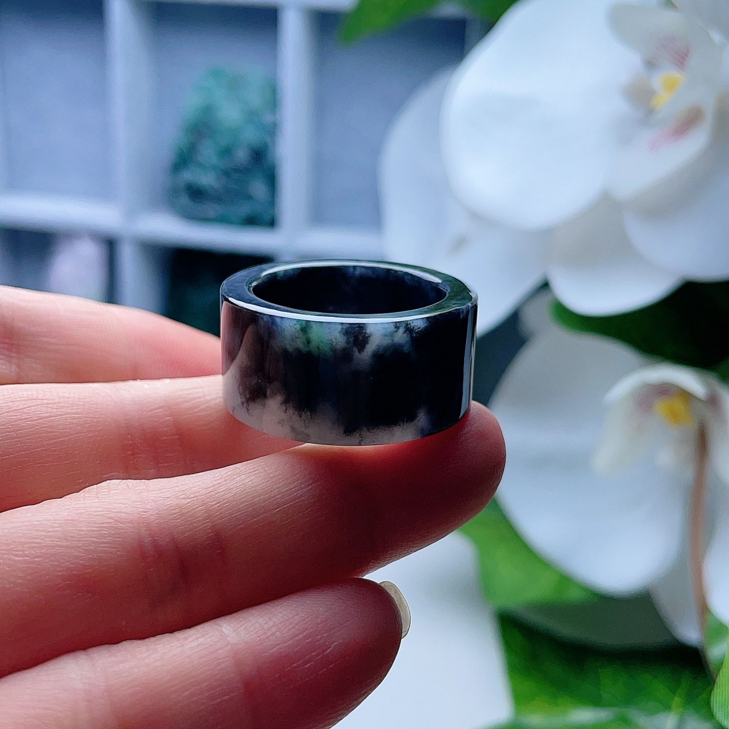 天然翡翠方扳指乳白绿乌鸡飘花