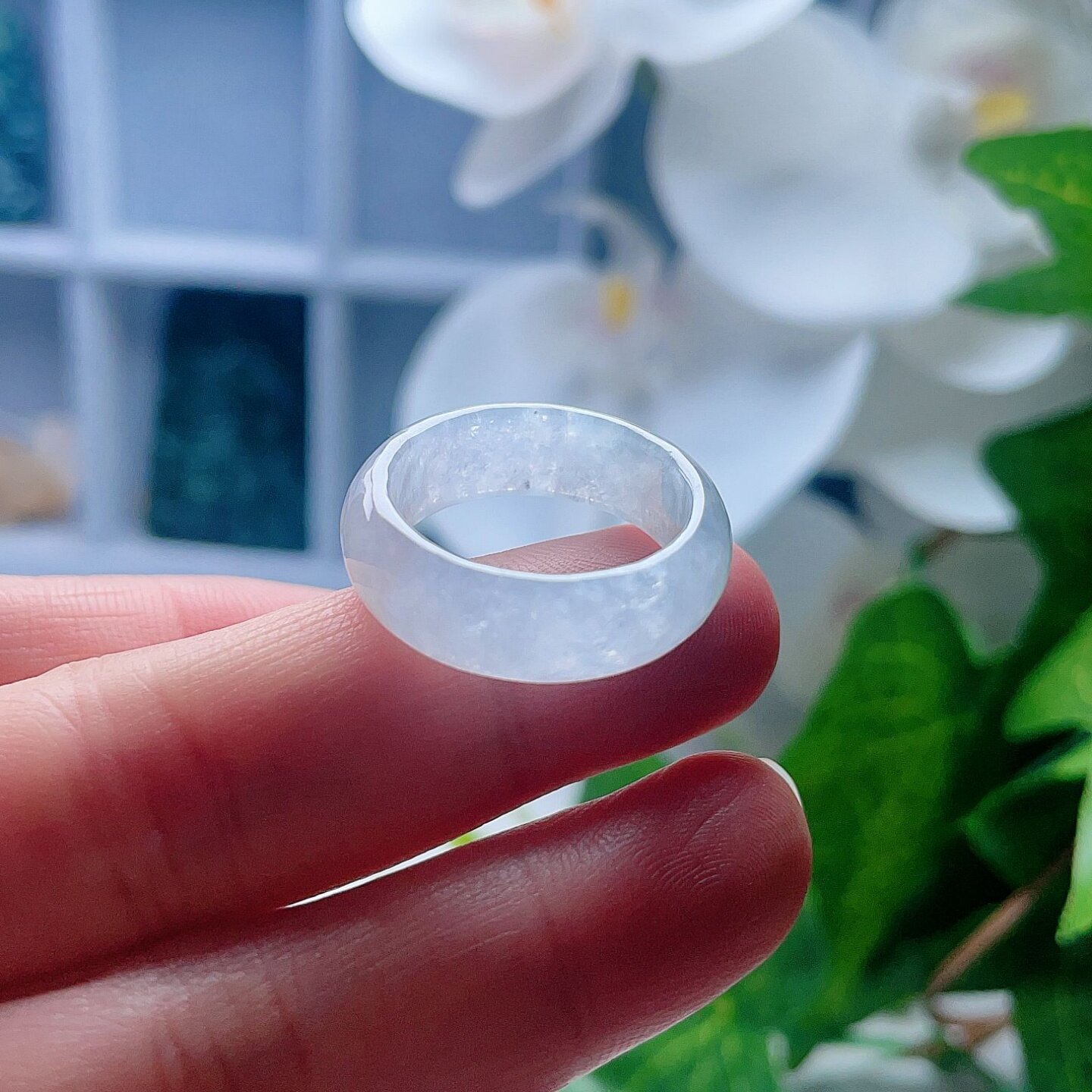 天然翡翠宽边戒指乳白意境儒雅