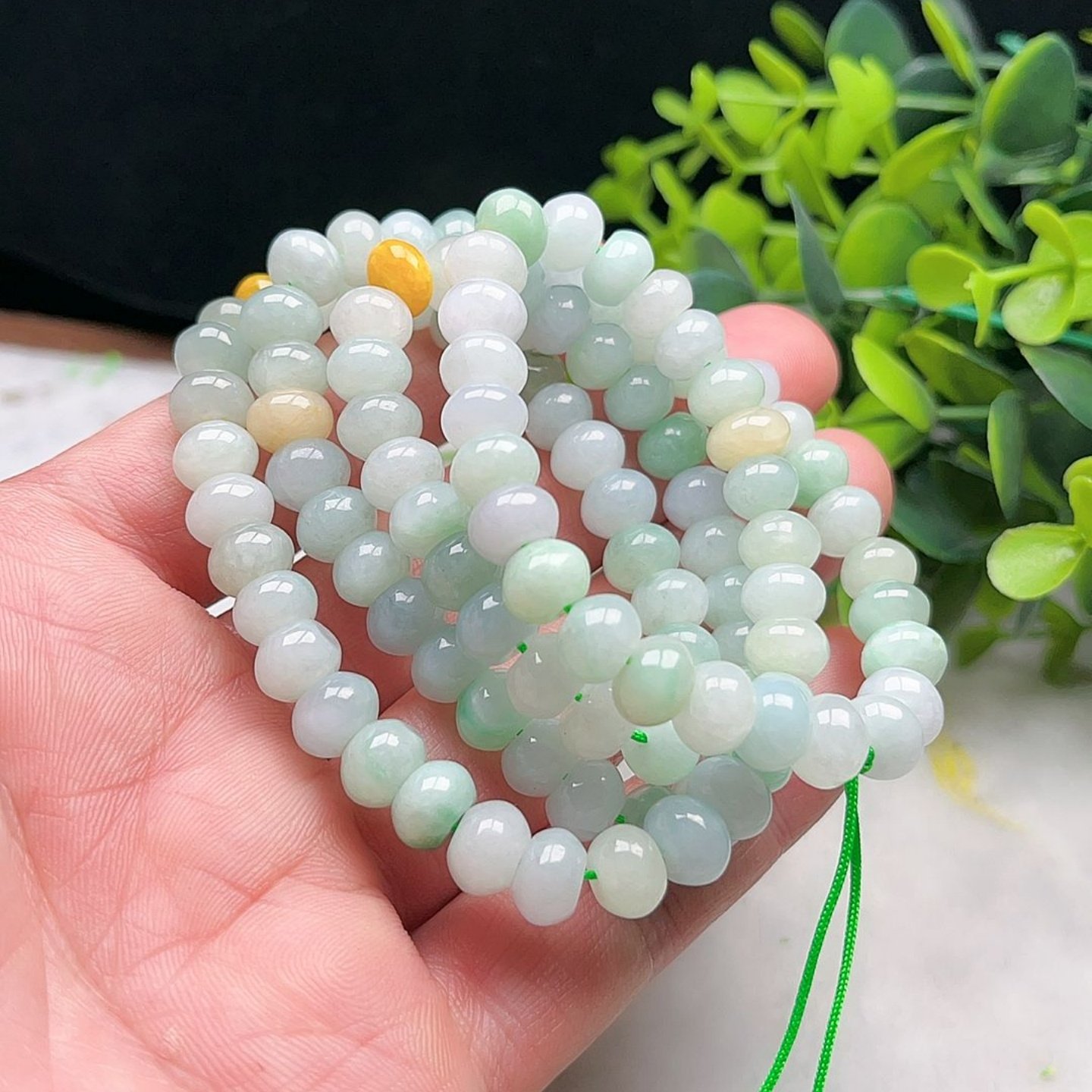 天然翡翠算盘珠项链乳白淡绿淡黄