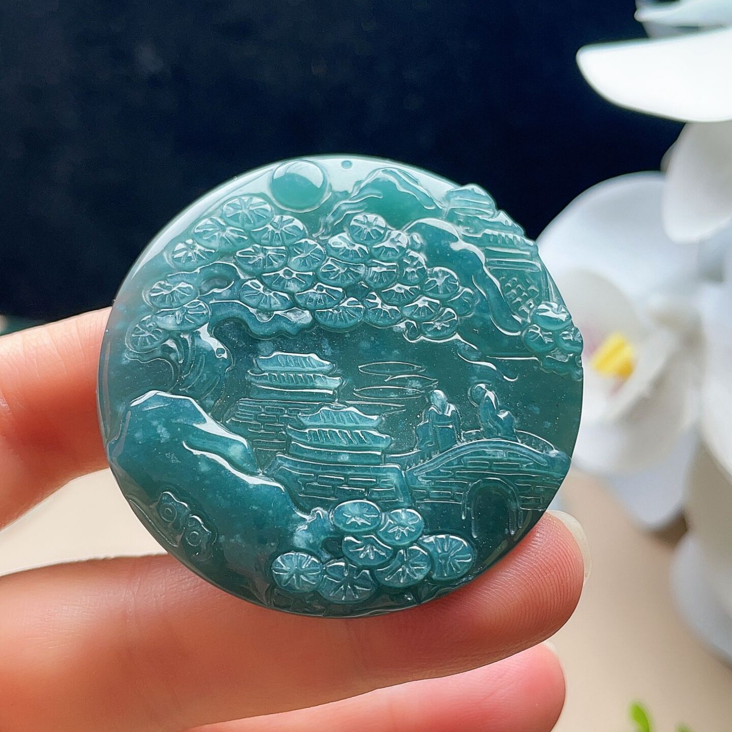 天然A货翡翠山水圆牌吊坠蓝水蓝绿危地马拉山水牌挂坠意境玉佩