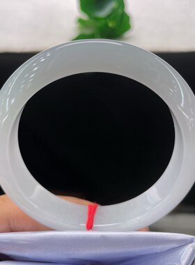 天然A货翡翠宽边手镯乳白老坑玉镯55mm圈口缅甸淡绿白玉环