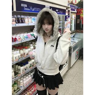 白灰色毛领短款双拉链开衫外套秋冬重磅加绒复古设计感连帽卫衣女