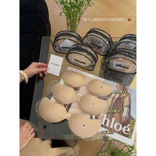 粘人精胸贴女婚纱用小胸聚拢显大硅胶隐形无肩带内衣乳贴奶盖夏季