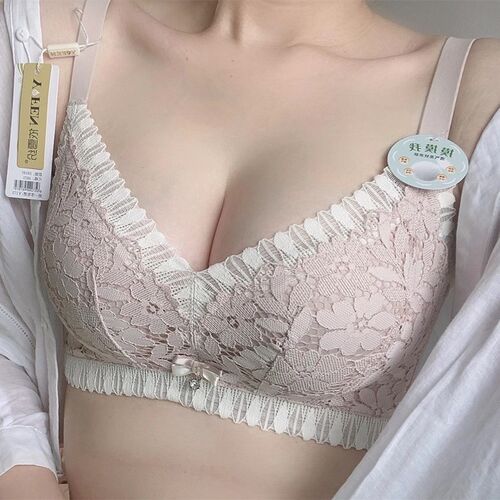 依雪纷8197柔软透气婴儿棉内衣AB杯中厚聚拢蕾丝侧收无钢圈文胸罩