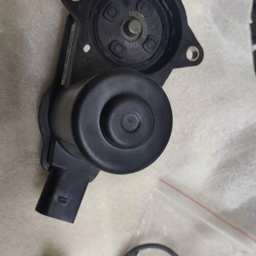 适用于长安逸动EV460后刹车分泵电机 逸动新能源电子手刹电机马达