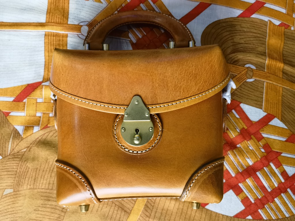 制道手工皮包全植鞣头层真牛硬皮箱子包手提单肩斜挎女包18*18*8