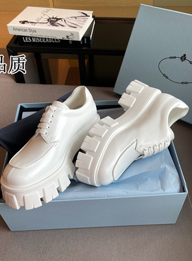 刘雯同款白色小皮鞋女2022年新款系带松糕鞋时尚齿轮鞋真皮厚底鞋