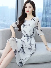 夏季 2024年新款 韩版 小个子修身 显瘦气质长裙 碎花雪纺连衣裙子女装