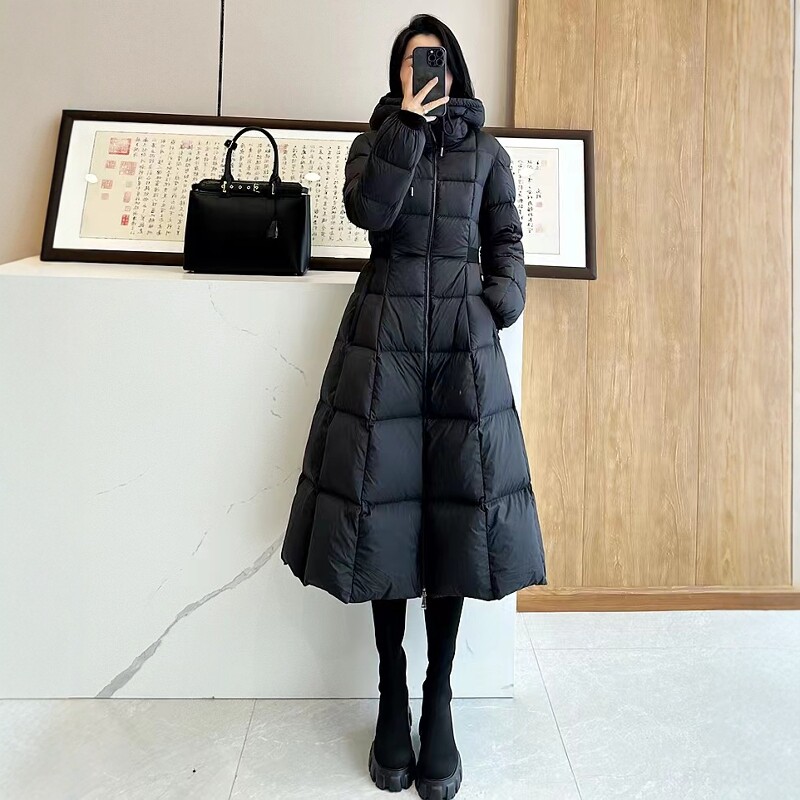 黑色超长款过膝到脚踝鸭绒羽绒服女加厚收腰修身显瘦连帽高端外套
