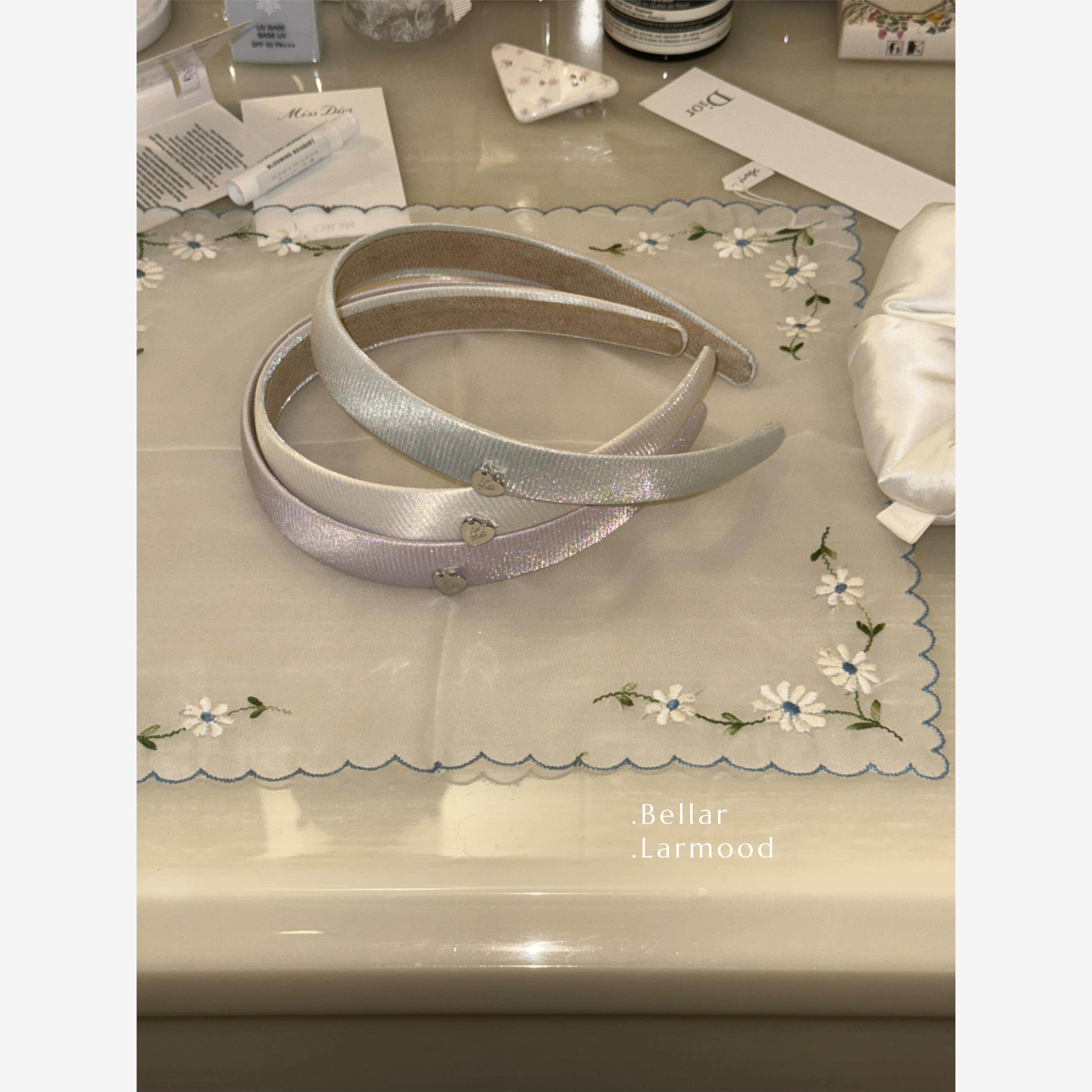 Bellar /larmood Baby 粉蓝白 缎面光泽感手工覆古少女爱心发箍