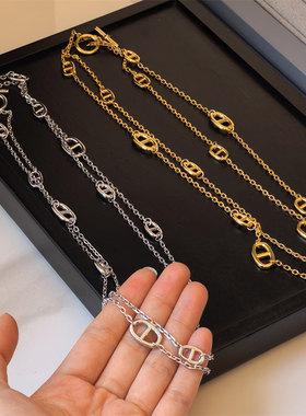 项链高级感轻奢小众钛钢不掉色猪鼻子长款毛衣颈链锁骨链2025新款