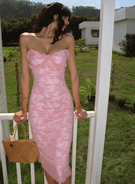 ITSNIKAR法式玫瑰花吊带连衣裙女夏黑色蕾丝包臀裙性感显瘦长裙子