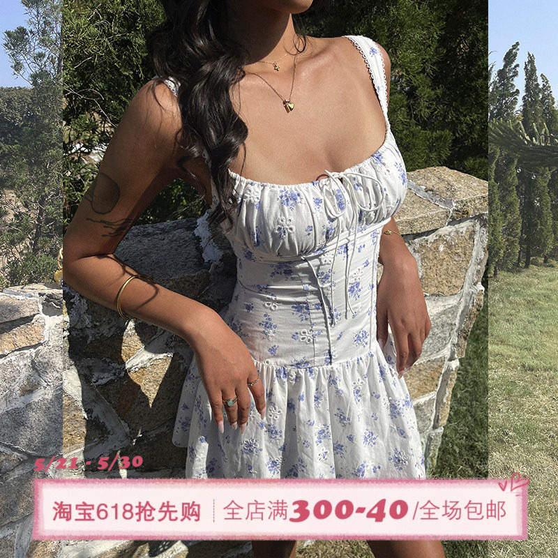 ITSNIKAR法式蓝色碎花吊带连衣裙女肌理感方领茶歇裙短款小白裙子