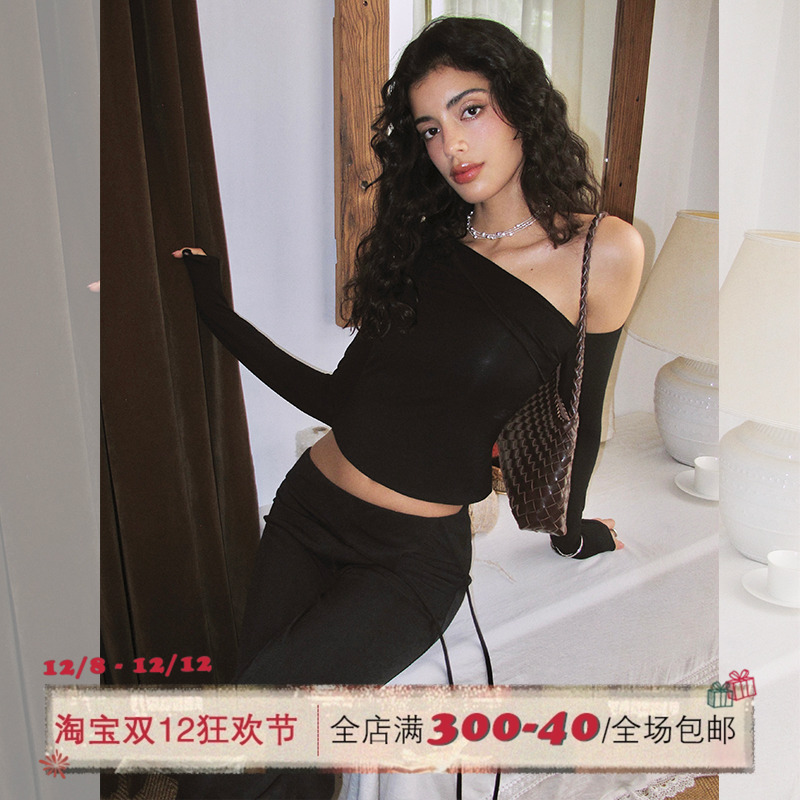 ITSNIKAR 裸感修身斜肩长袖T恤女初秋显瘦针织打底衫性感露肩上衣